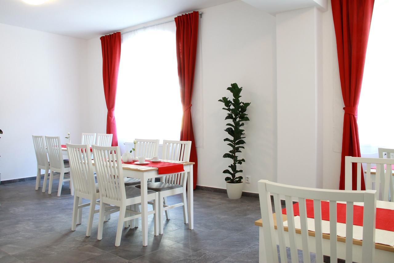 Hotel Vera Jachymov Εξωτερικό φωτογραφία